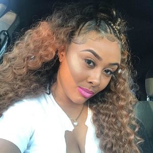 Meet your Posher, Dori